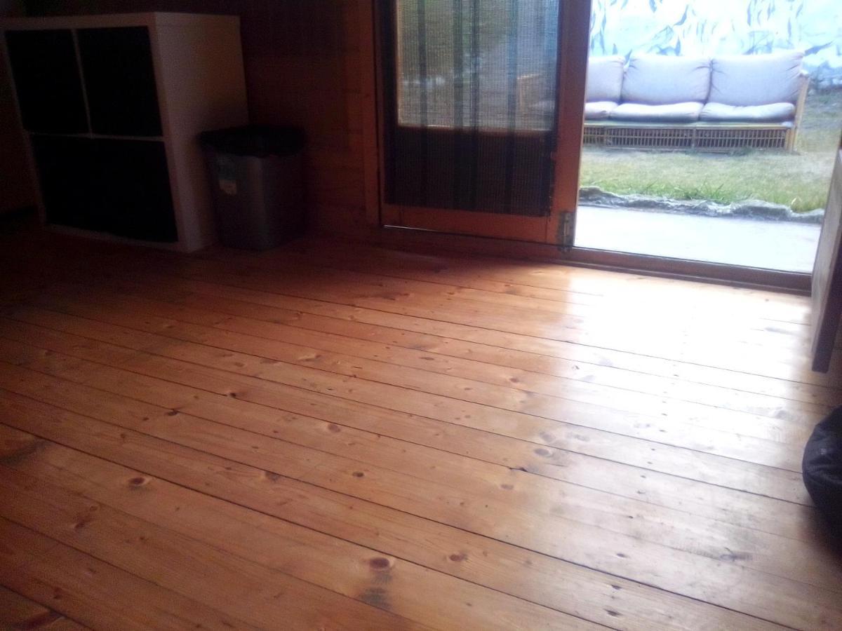 קרבלו Coruna Backpackers Hostel מראה חיצוני תמונה