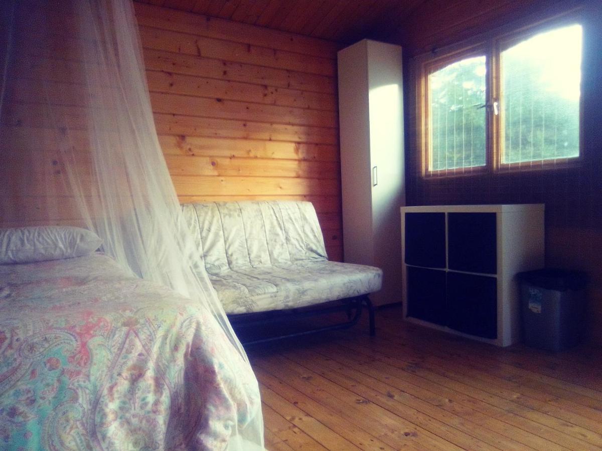 קרבלו Coruna Backpackers Hostel מראה חיצוני תמונה