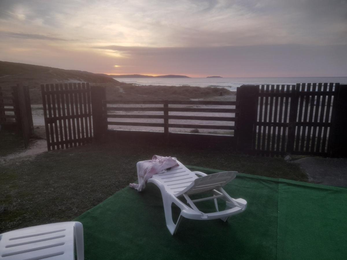 קרבלו Coruna Backpackers Hostel מראה חיצוני תמונה