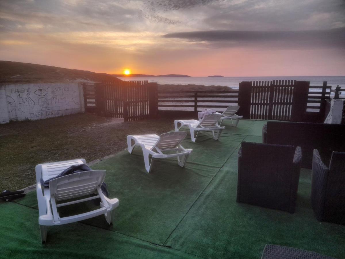 קרבלו Coruna Backpackers Hostel מראה חיצוני תמונה